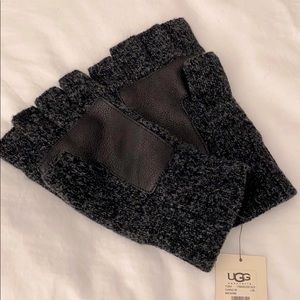Ugg Finglerless Gloves